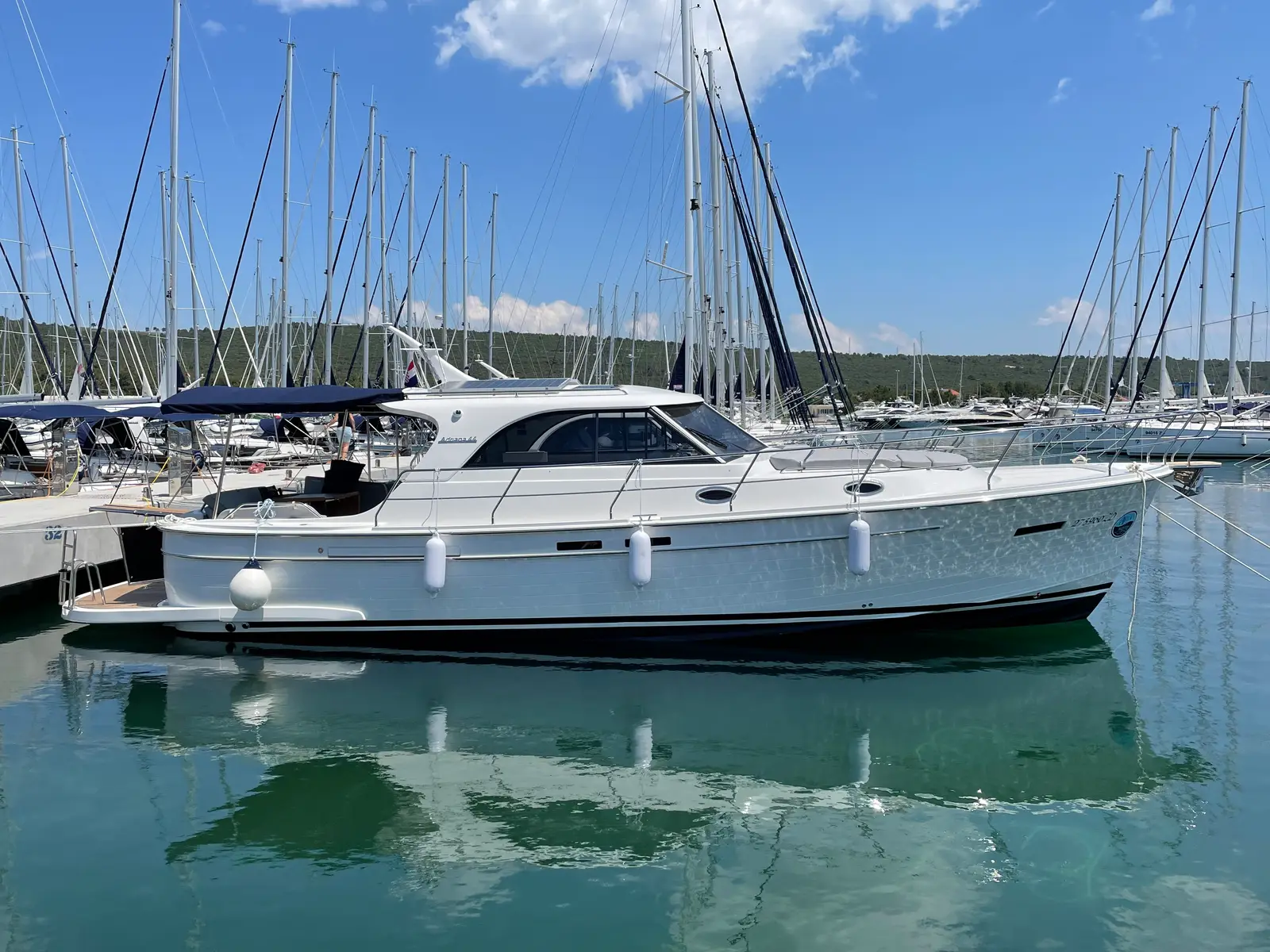 BIANCA, Main image