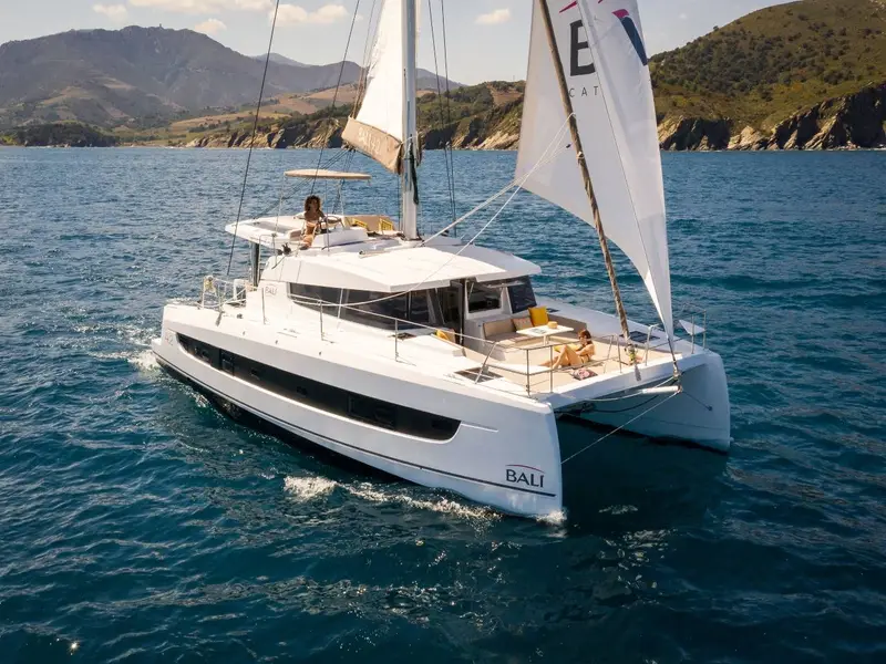SILVER IX, Main image
