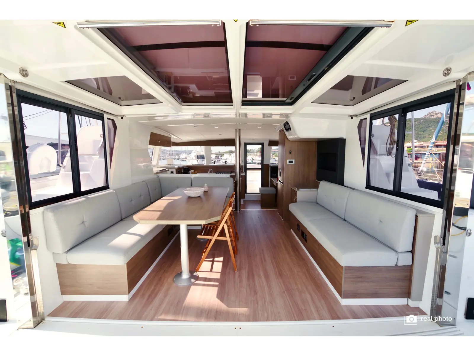ORSA 1 - A/C, Generator, Water maker, Interior image