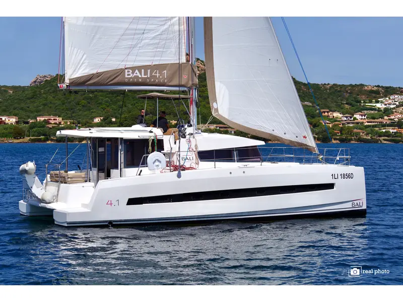 Alba - Water maker, Solar Panel, Bali 4.1