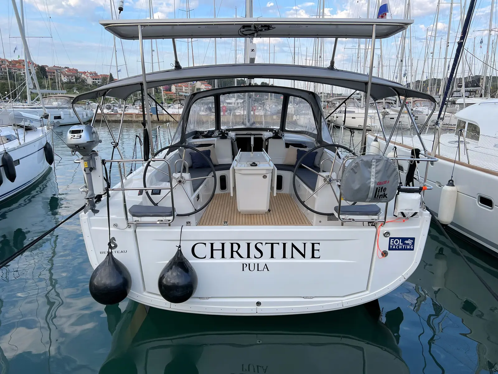 Christine, Foto 8