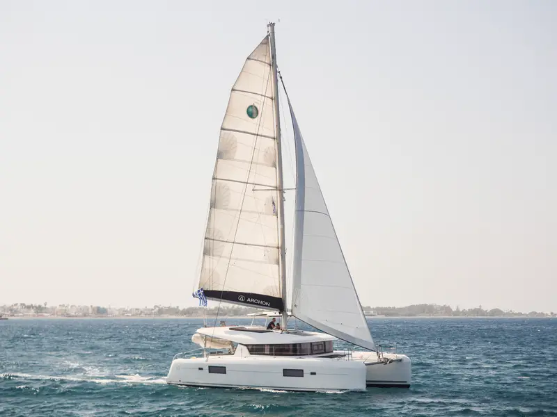 Blade, Lagoon 42