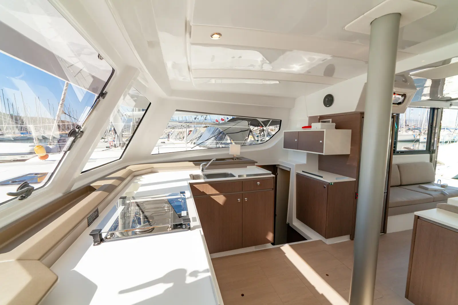 Sail Solaris, Foto 2
