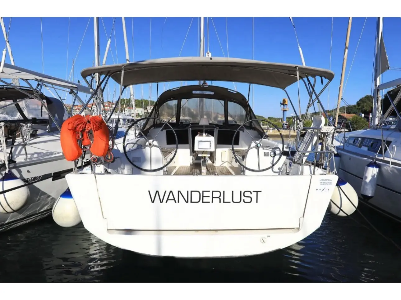 Wanderlust, Dufour 382 Grand Large