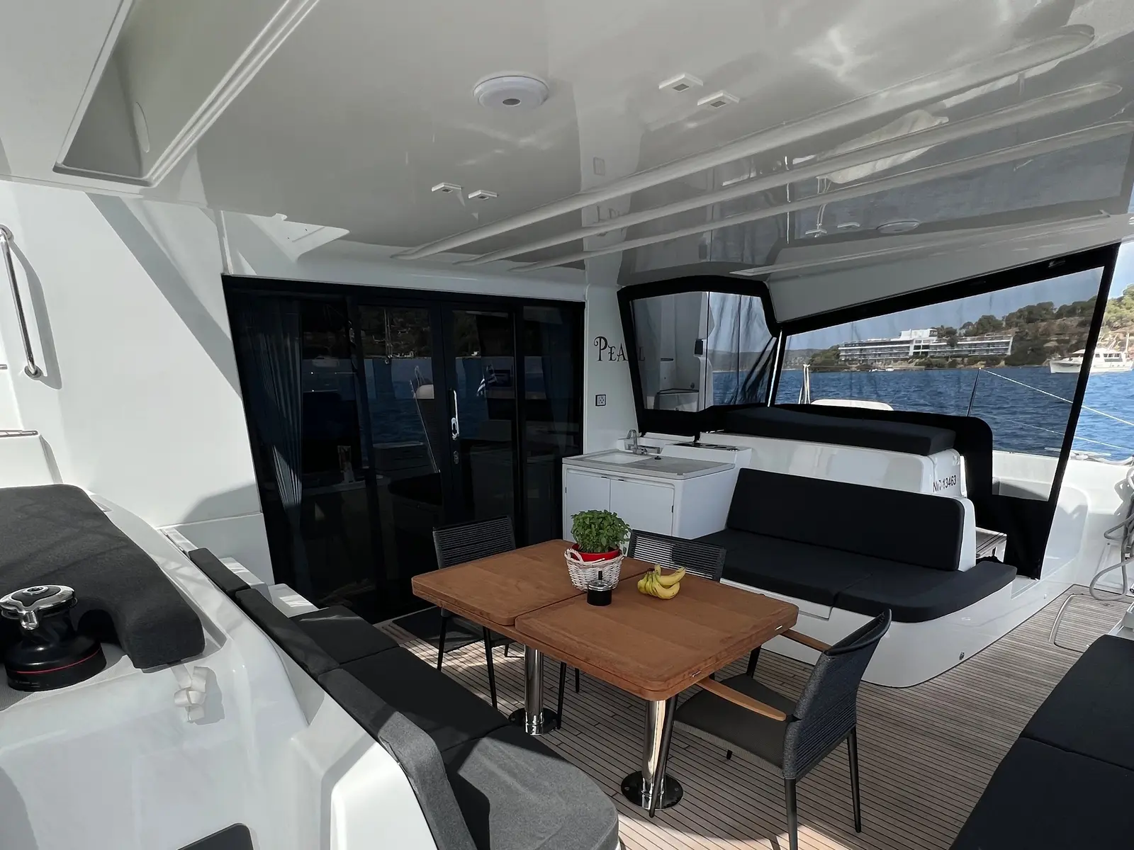 Pearl, Interior image