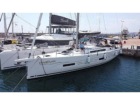 Anema, Dufour 530