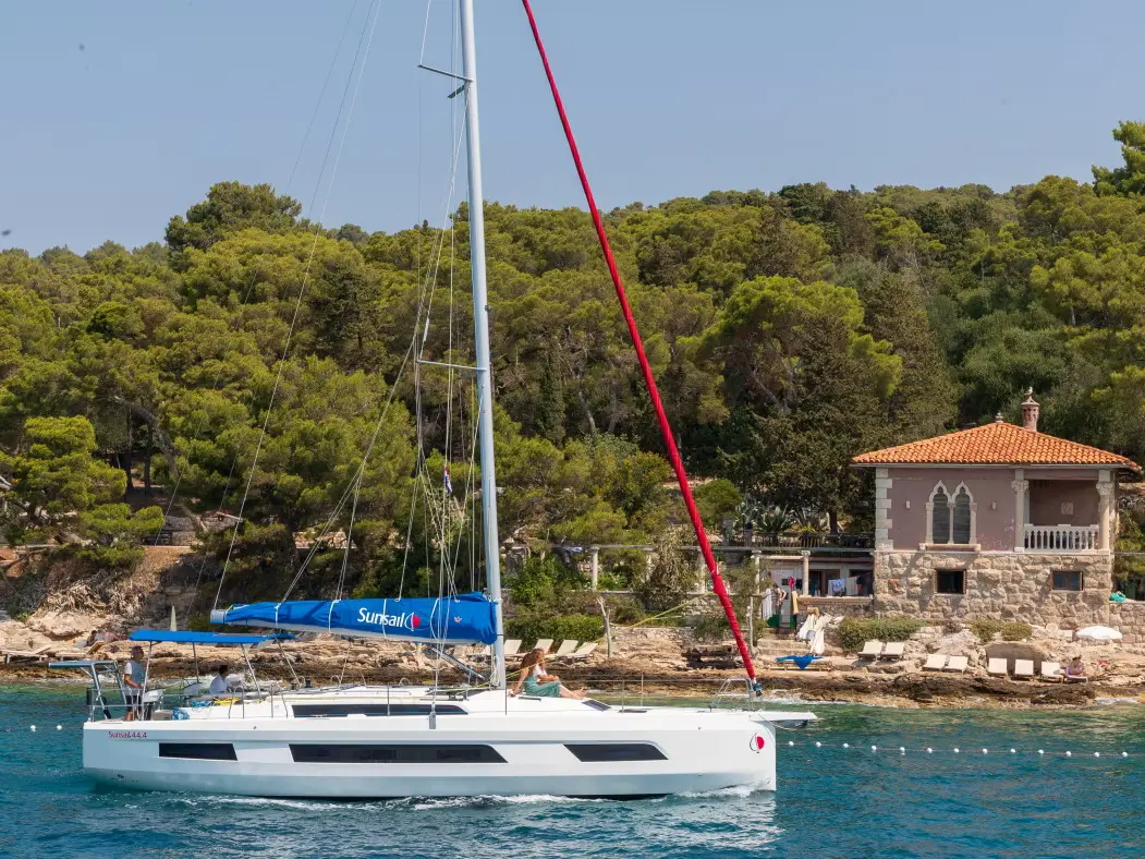Sunsail 44.4 Premium, Main image
