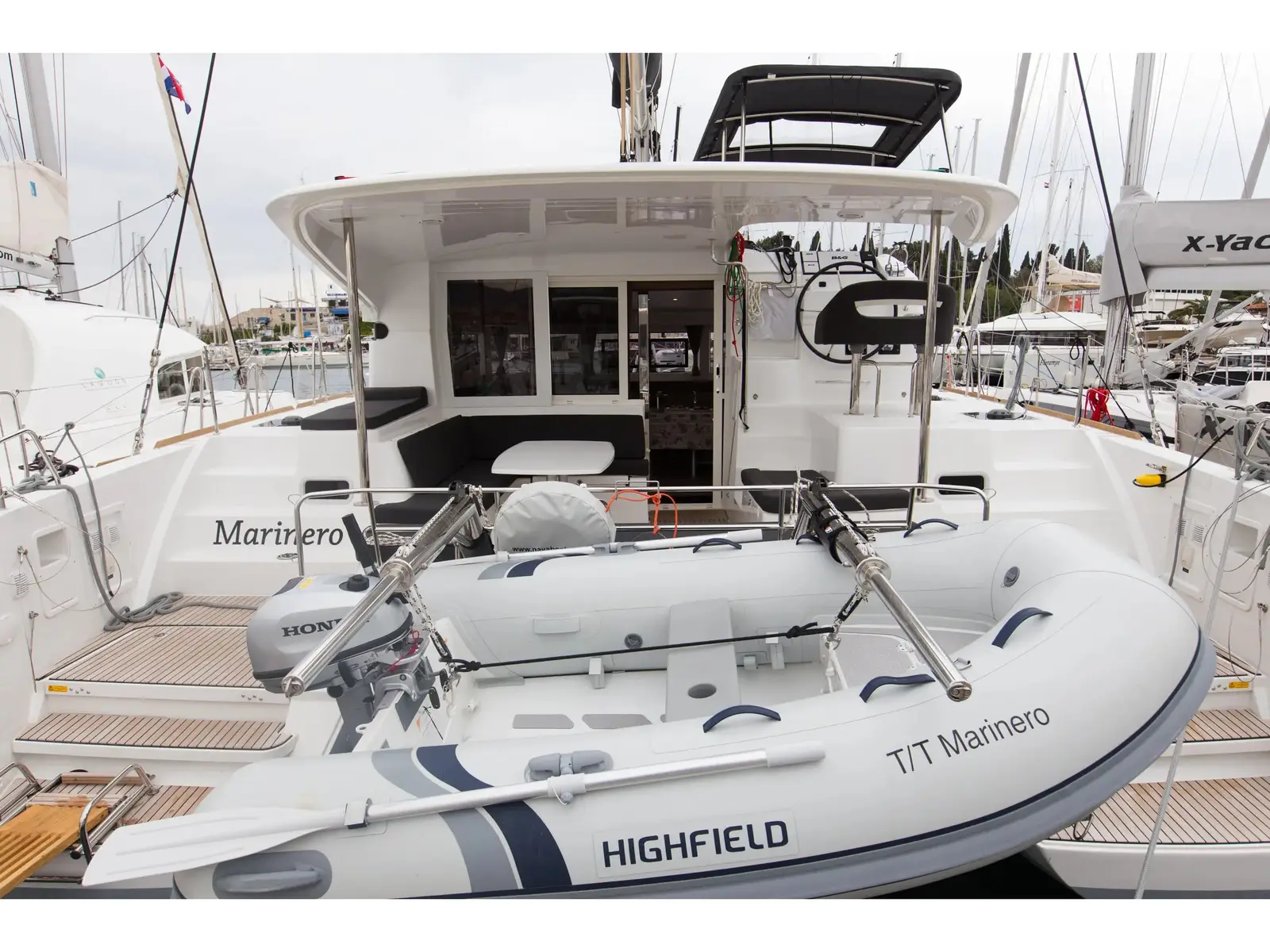 Marinero, Lagoon 40