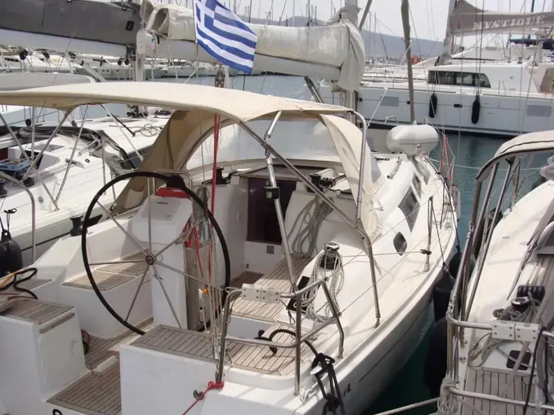 AF-H325, Hanse 325