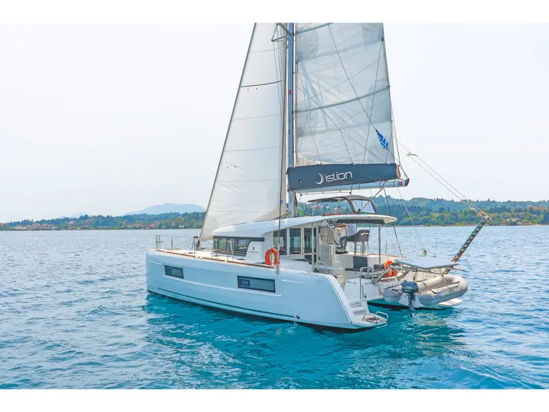 Thalasea, Lagoon 40