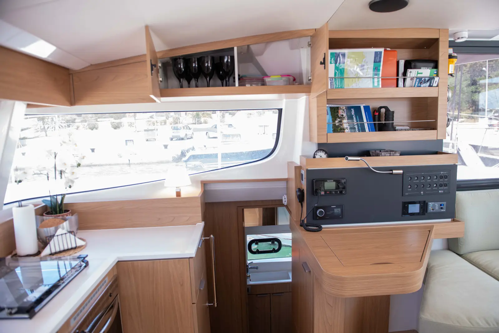 Ela Thalassa III, Foto 43