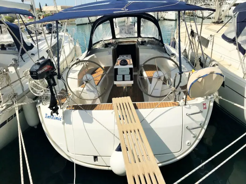 Tintilinić, Bavaria Cruiser 34