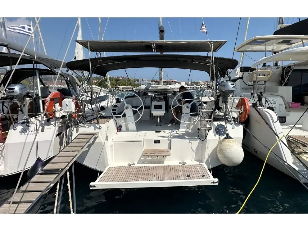 Silver VII, Interior image