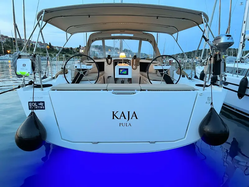 Kaja, Main image