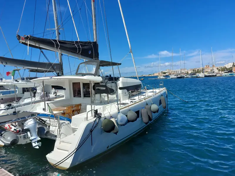 Nerea, Lagoon 40