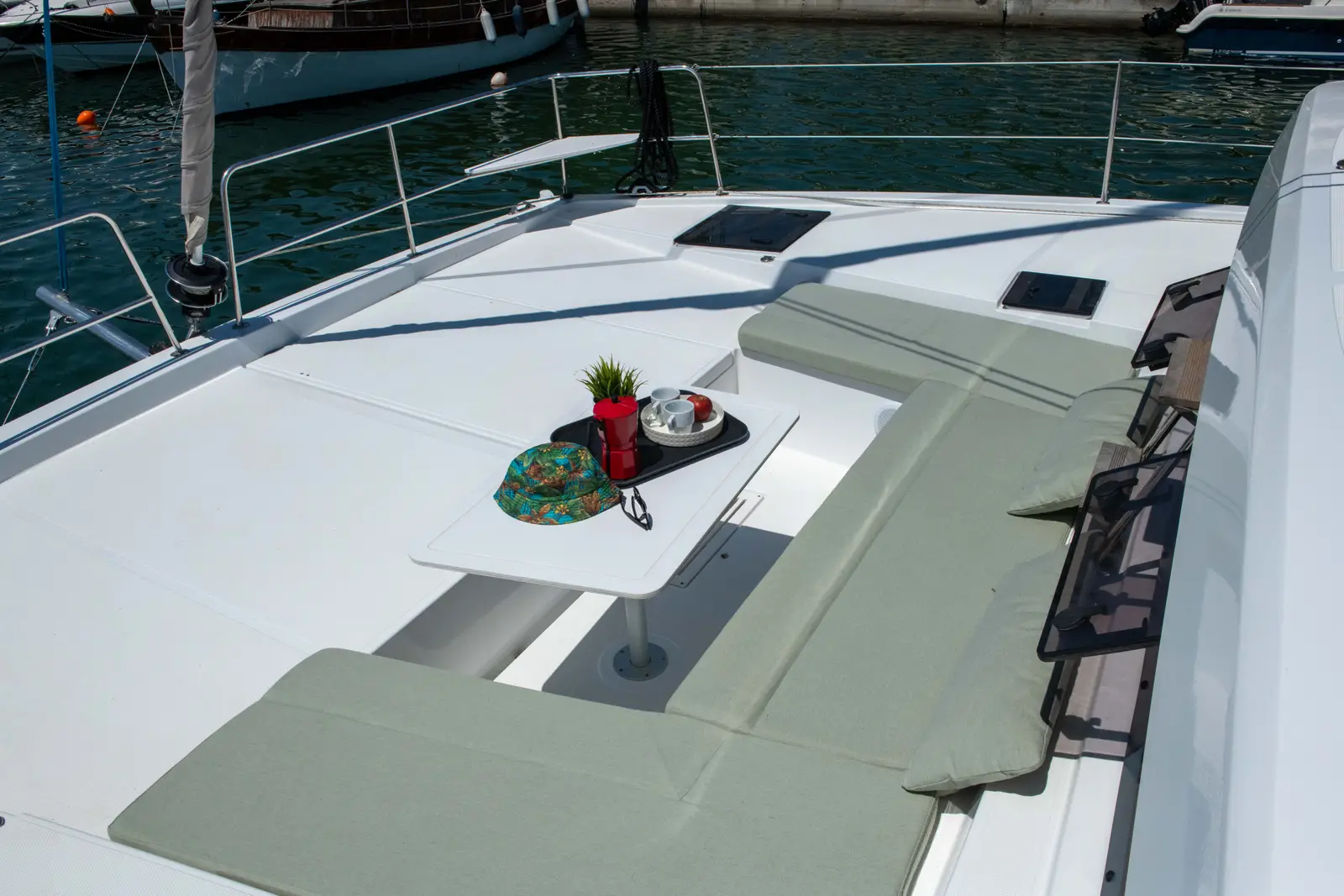 Ela Thalassa III, Foto 70