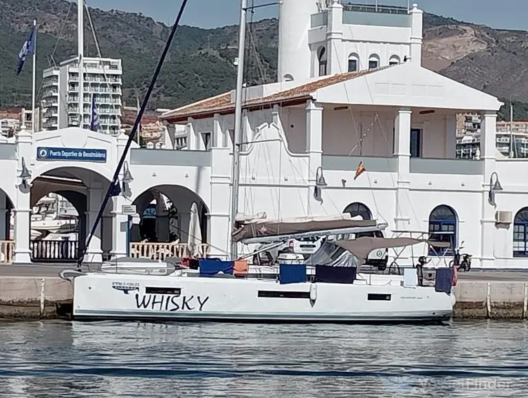 Whisky (Radazul), Sun Odyssey 440