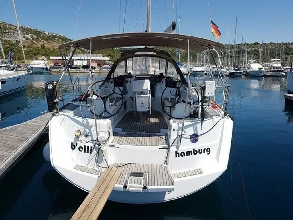 B'Elli , Main image