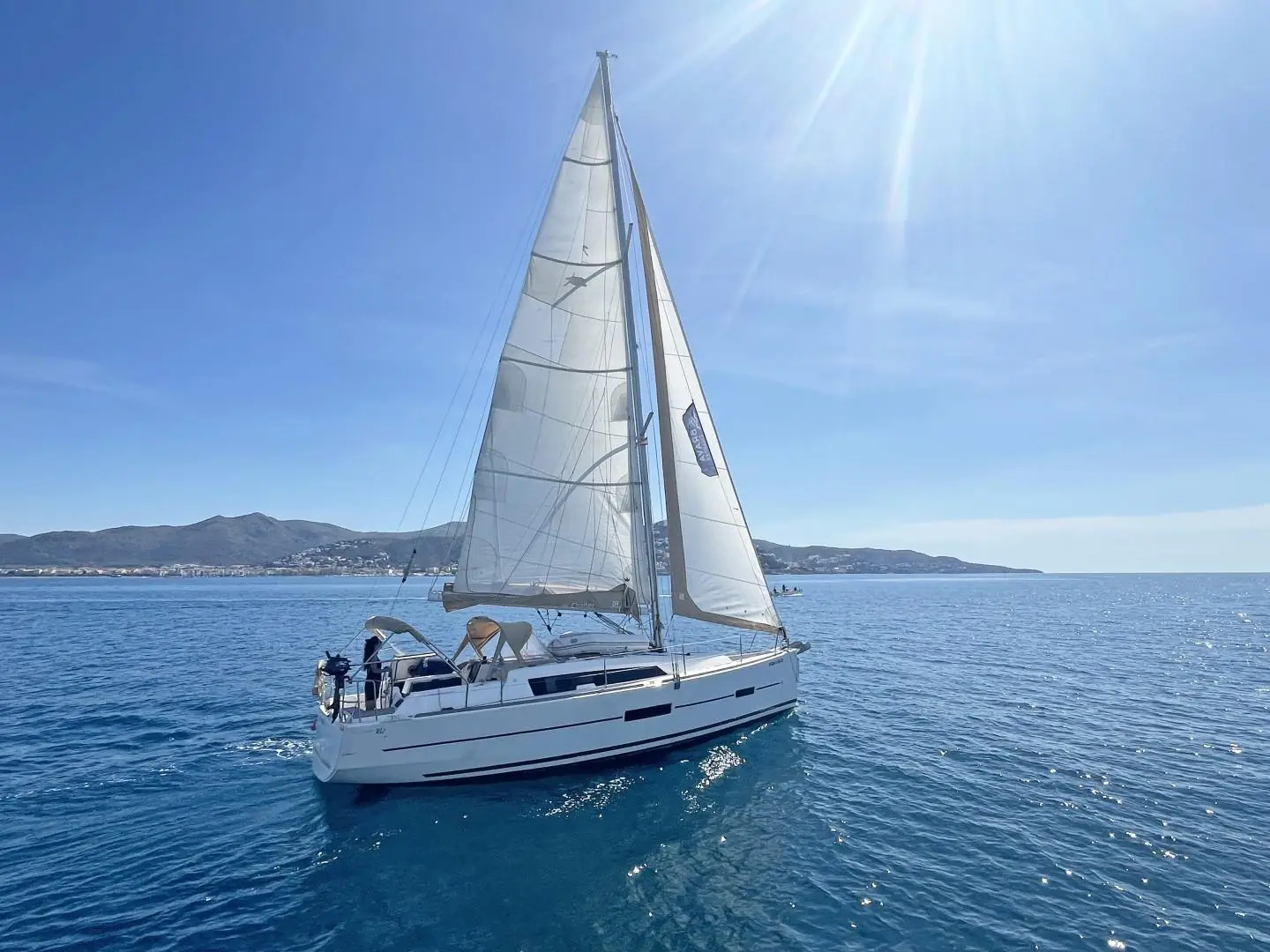 Premium, Dufour 382 Grand Large