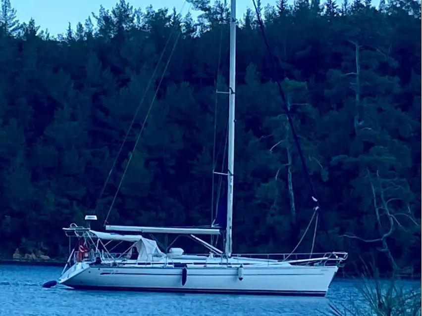 Velero, Main image