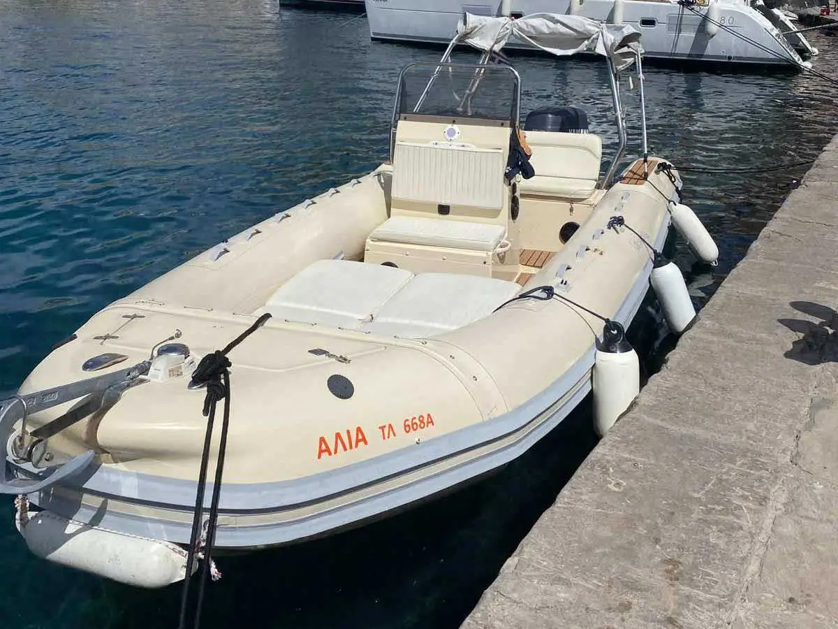 Alia, Main image
