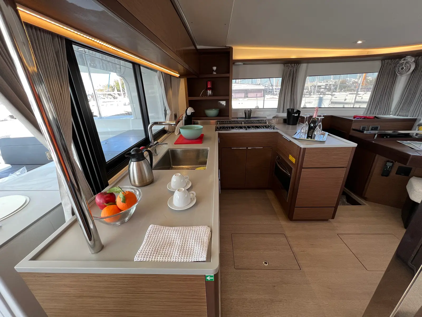 KALISI MOU (air condition, generator, water maker) _Skippered Only_, Foto 17