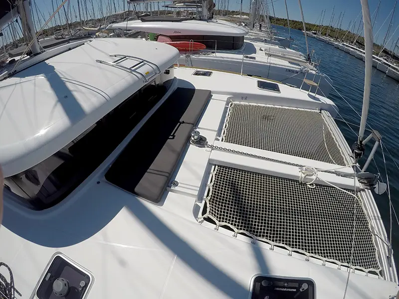 Tom Cat, Lagoon 40