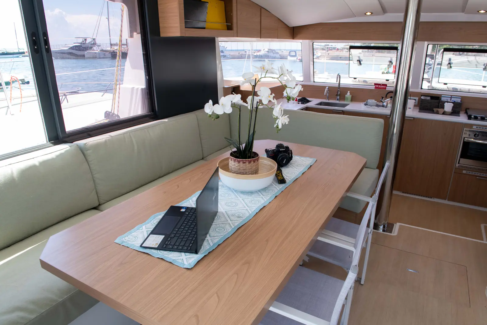 Ela Thalassa III, Foto 30