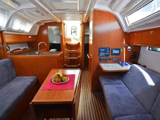 Kedi, Interior image