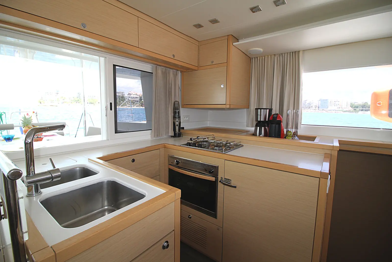 Baccarat - (A/C - Generator - Refit 2021), Foto 2