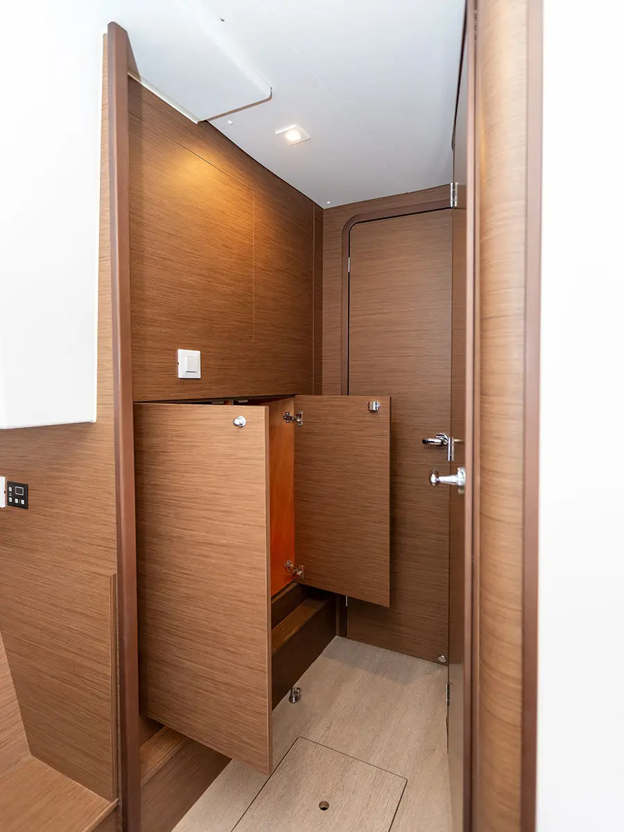 POSEIDON 2021 (air condition, generator), Foto 9