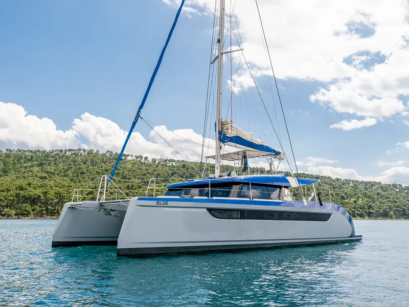 Blue, Luna 49