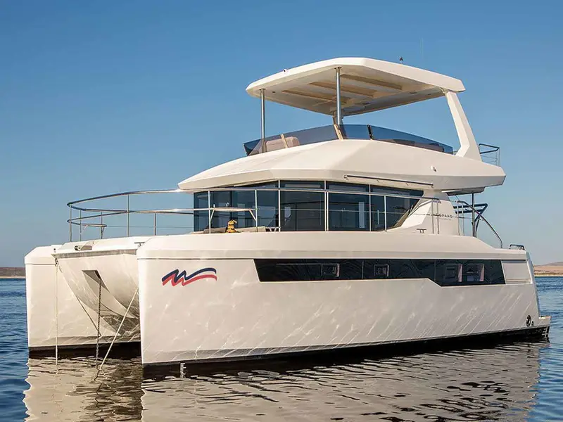 Moorings 403 PC Exclusive Plus, Leopard 40 PC