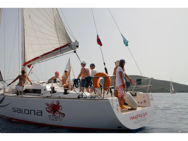 NAUGHTY GULL, Salona 41