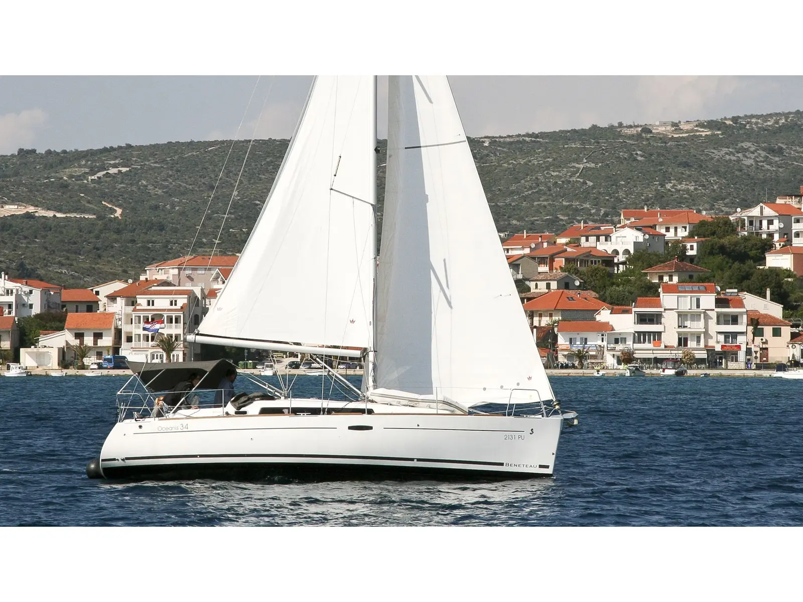 LL Skyhawk, Main image