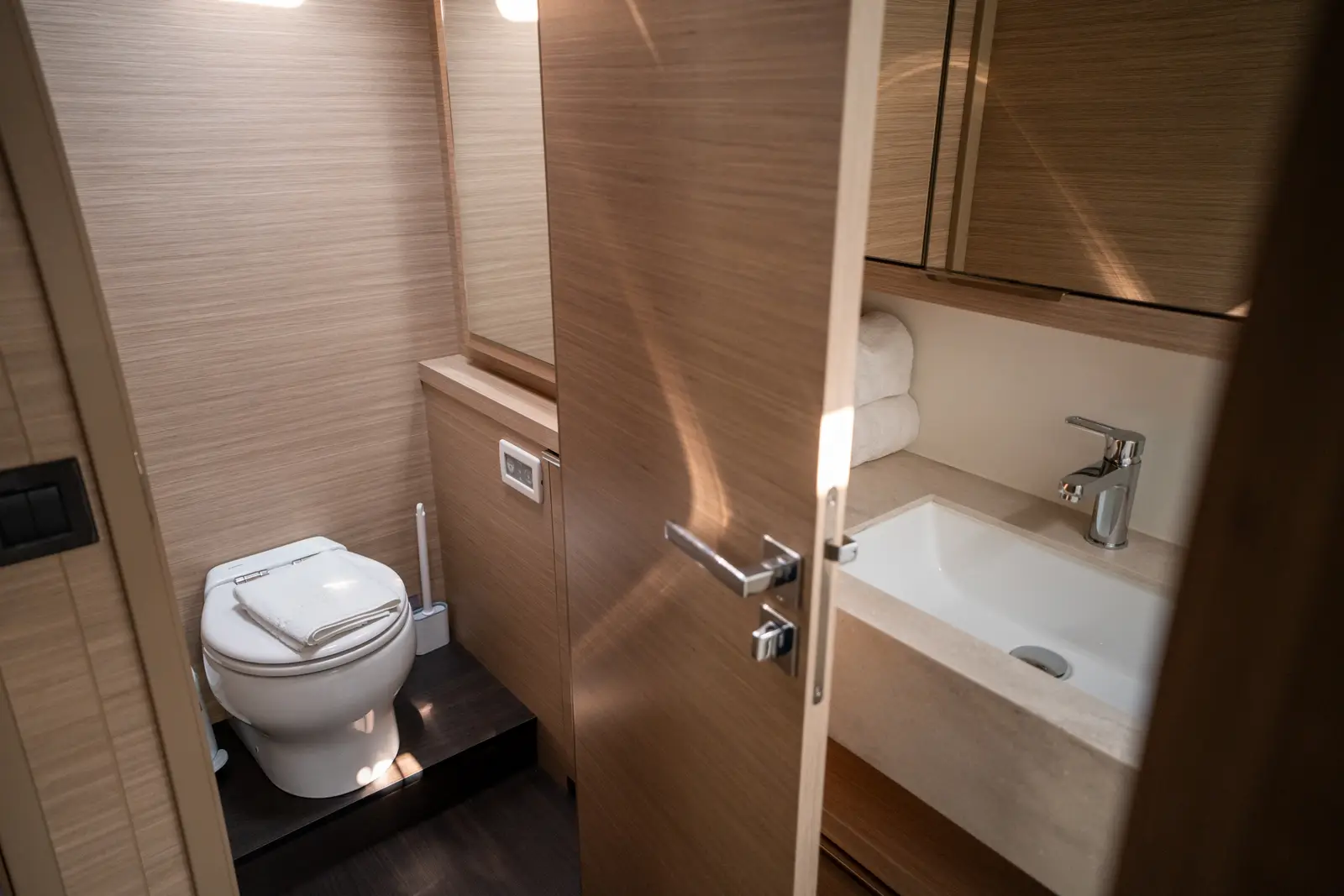 SAILUXE - Vega, Toilet