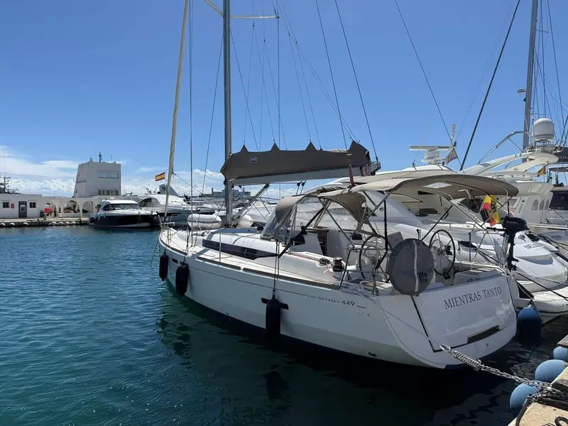 Mientras Tanto, Sun Odyssey 449