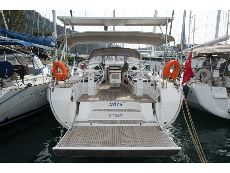 Aziza, Bavaria 50