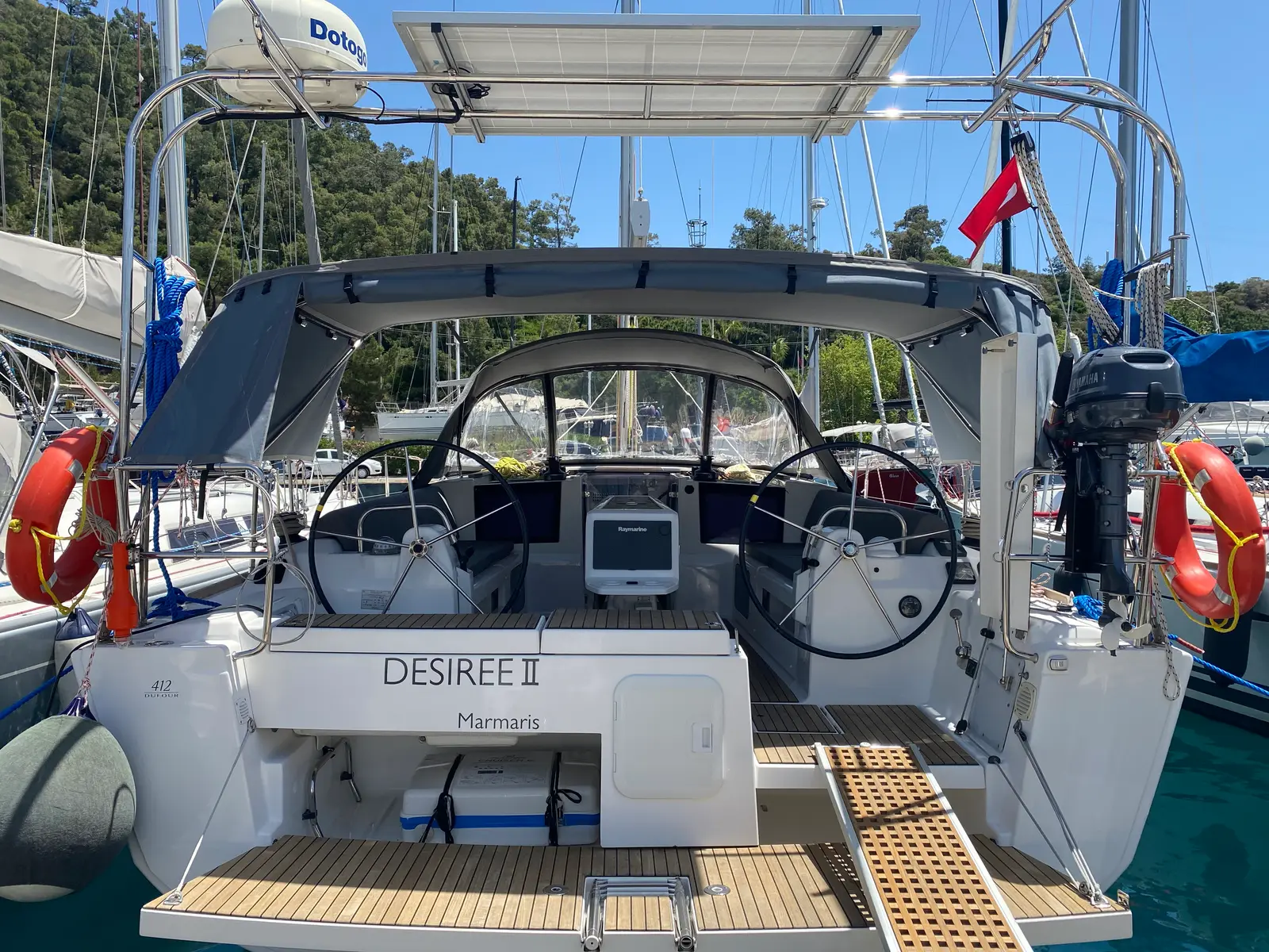 Desiree II, Dufour 412 Grand large