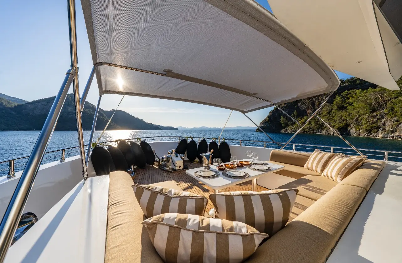 Lila Trawler, Foto 48