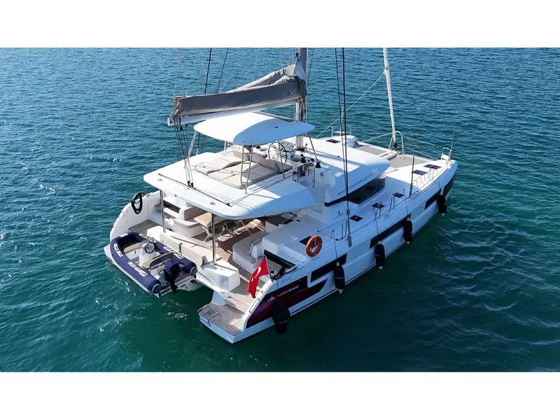 Swice, Lagoon 50