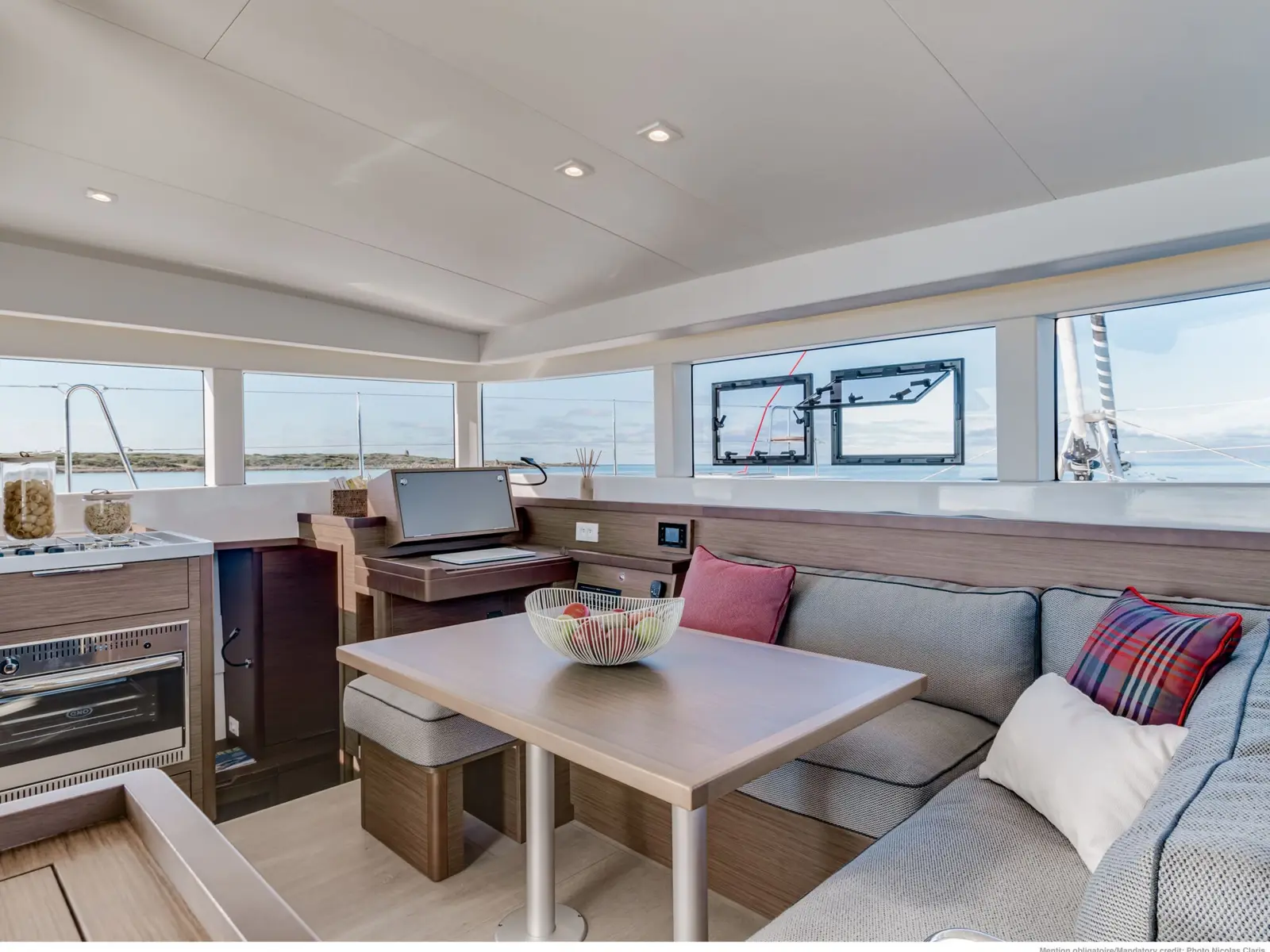 Whisper, Interior image