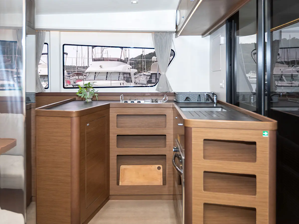 POSEIDON 2021 (air condition, generator), Foto 8