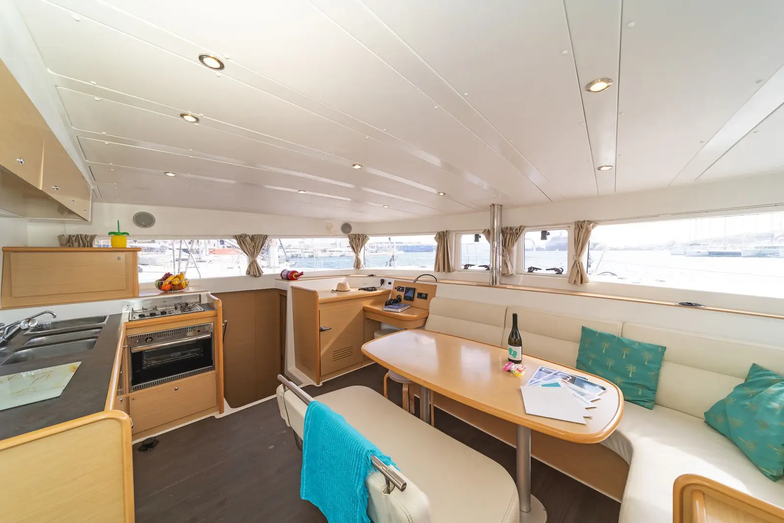 Silverstar II, Interior image
