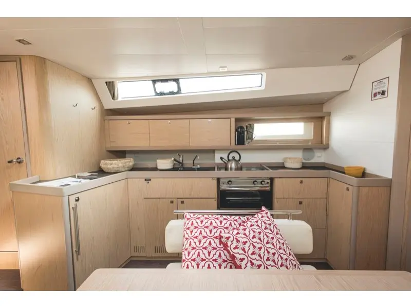 Ayther - Standard line, Interior image