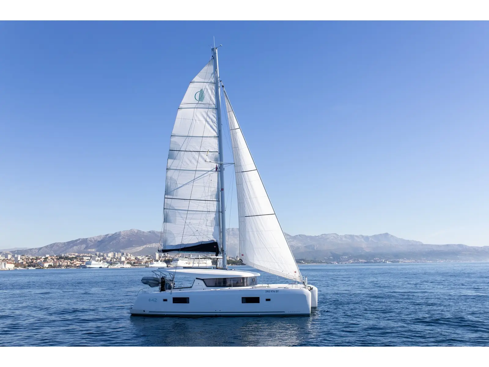 SAX IV, Lagoon 42