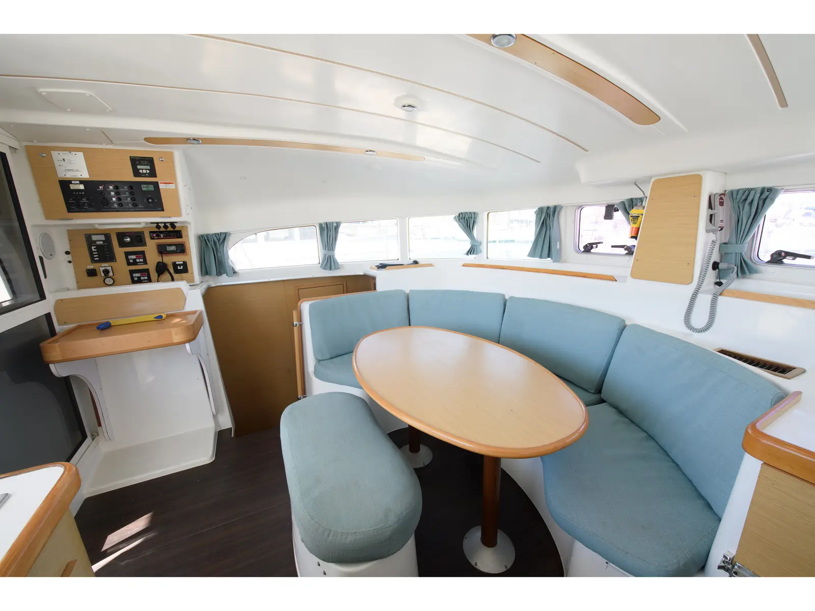 Zen (Pax 10), Interior image
