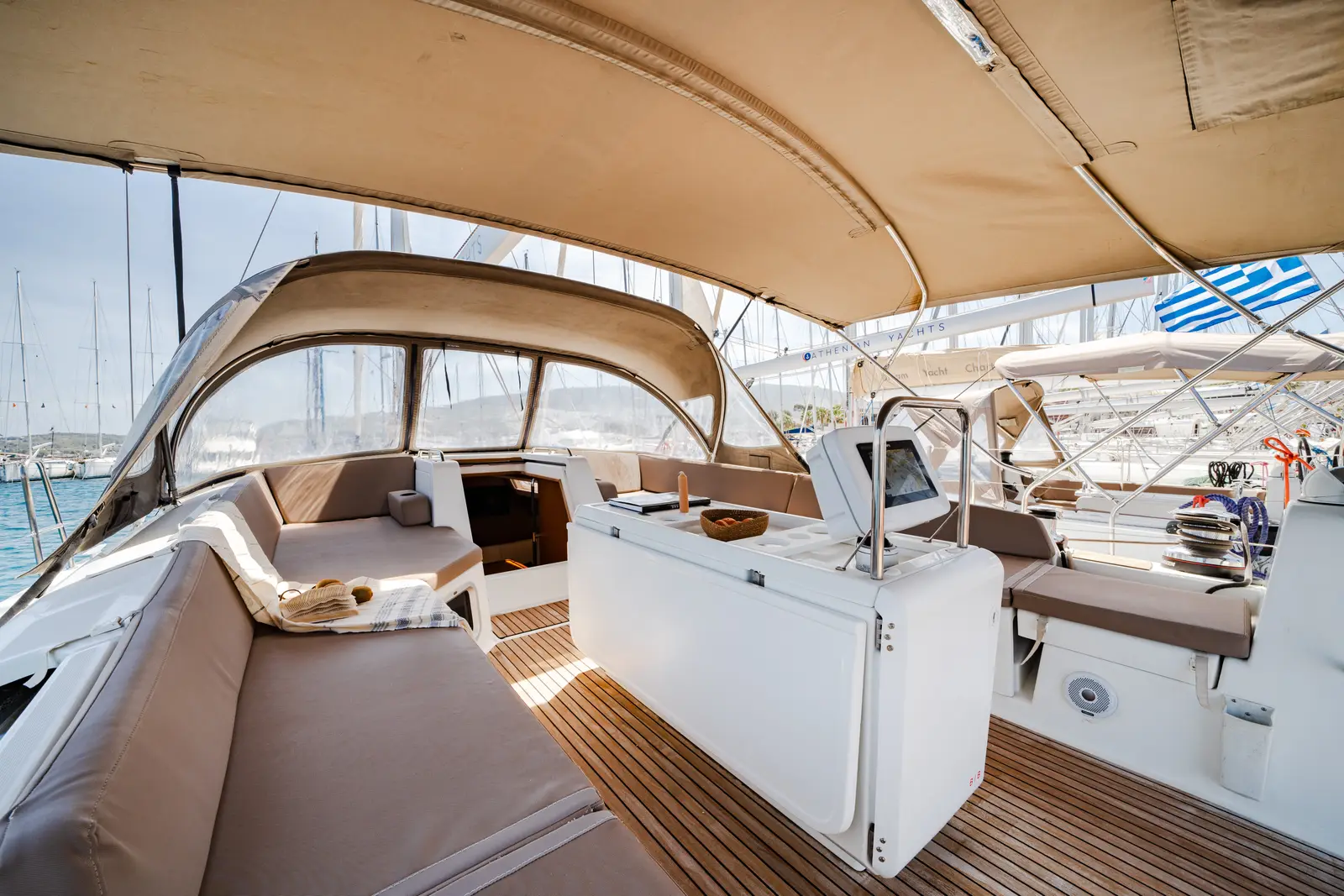 CELENA IV, Foto 5
