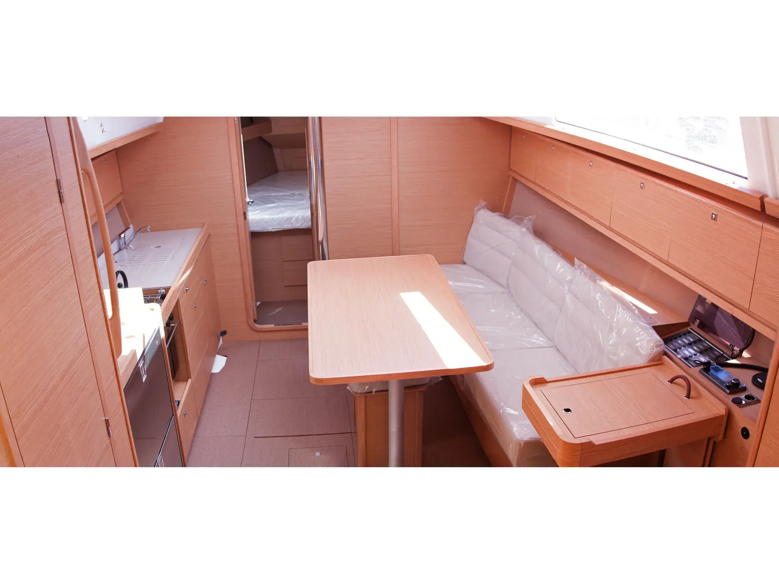 Scirocco, Interior image