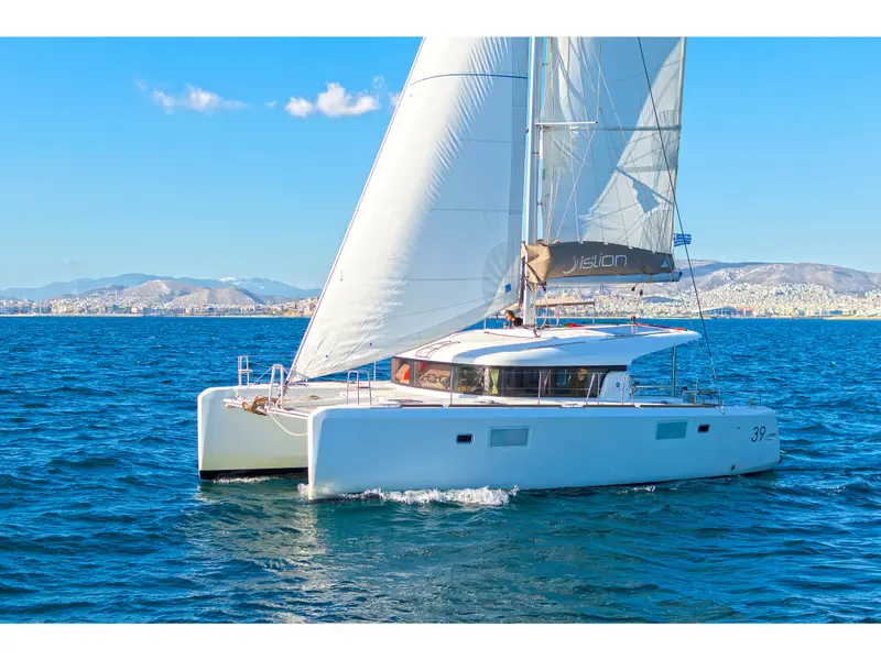 Catanoo, Main image